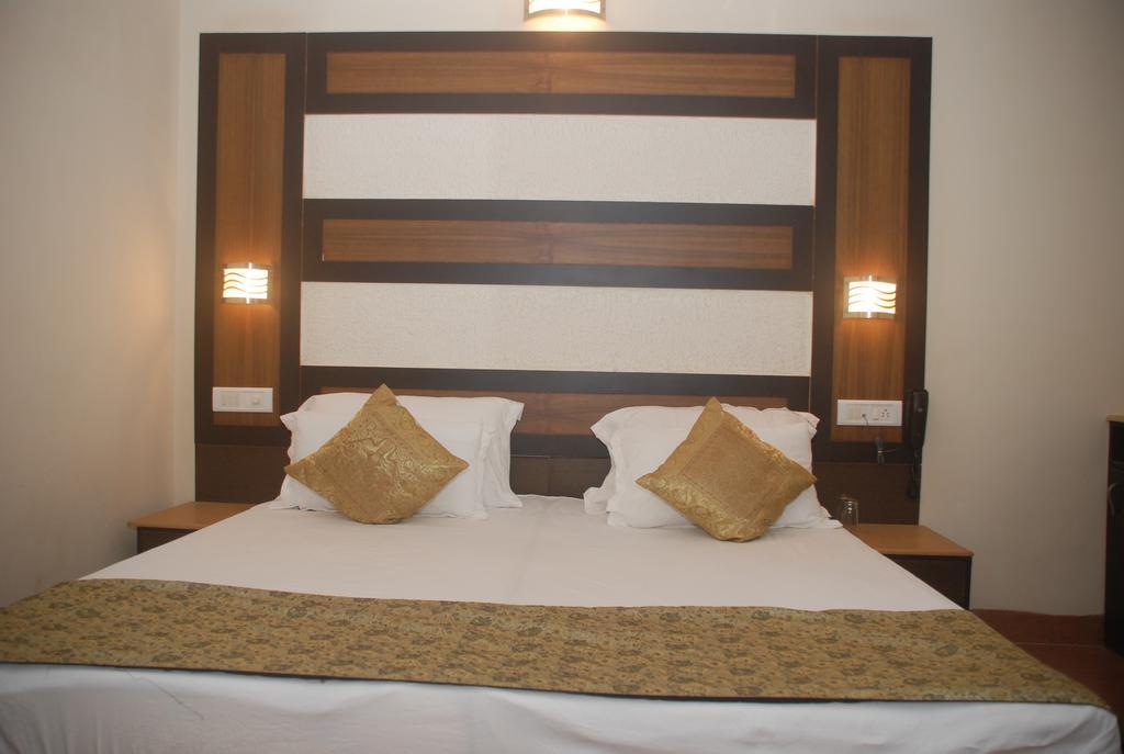 Royal Palace Beach Resort Calangute Phòng bức ảnh